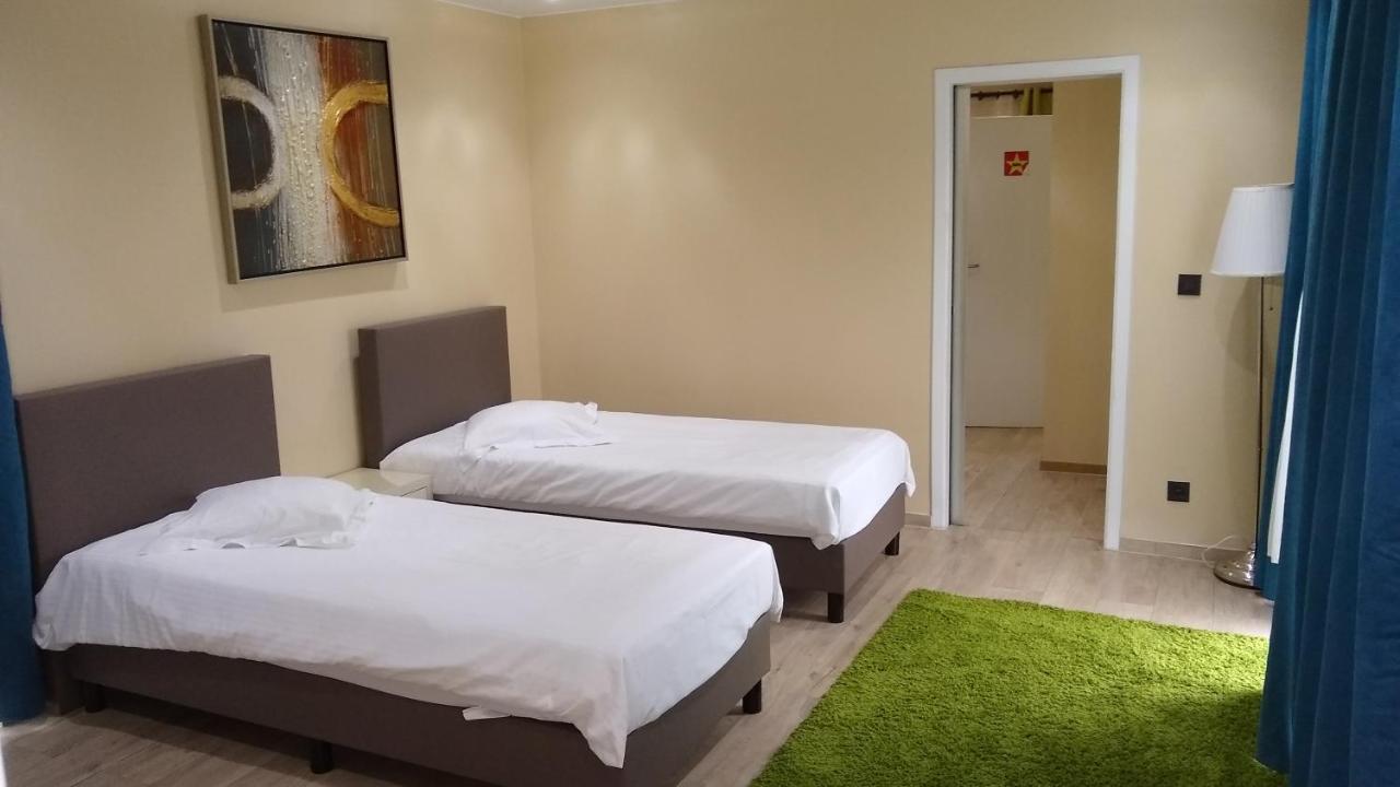 Hotel Phenix Dilbeek Εξωτερικό φωτογραφία