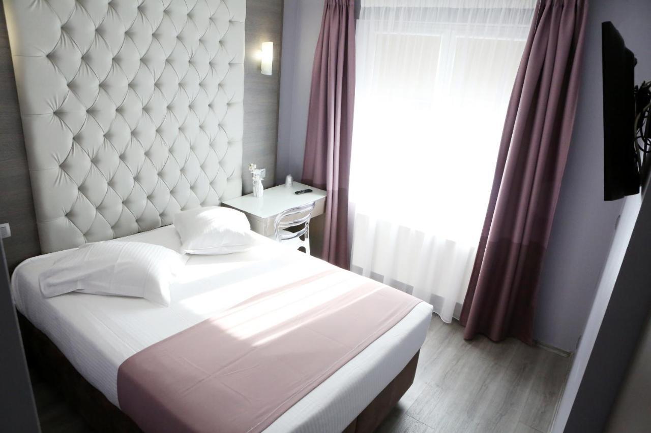Hotel Phenix Dilbeek Εξωτερικό φωτογραφία
