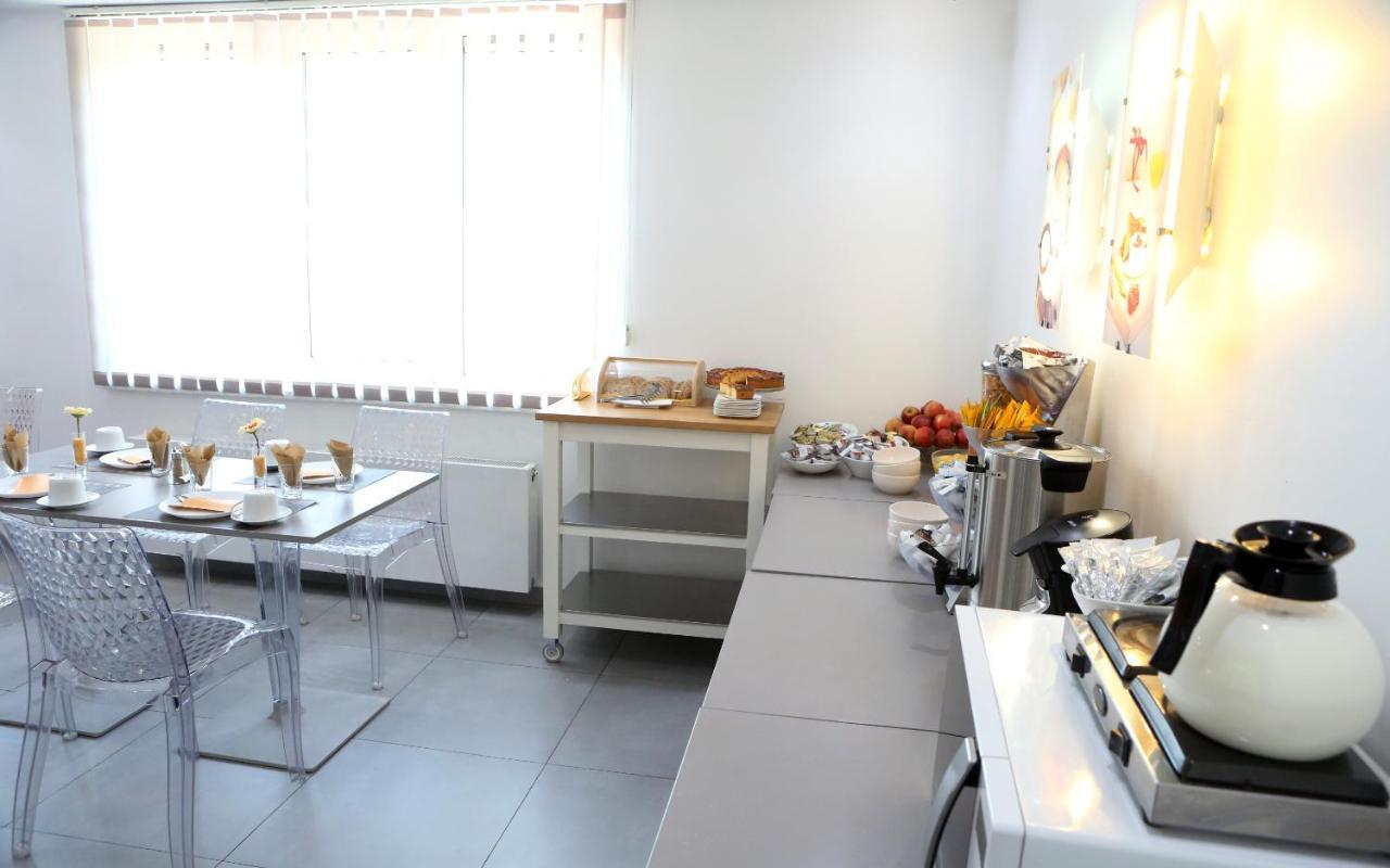 Hotel Phenix Dilbeek Εξωτερικό φωτογραφία
